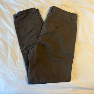 Vince Men's Dark Brown Lightweight Cuffed Chinos